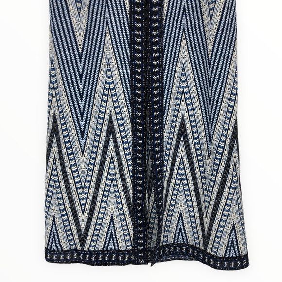 BCBGMaxAzria Jane Blue Chevron Print Two-Level Skirt in Blue Sphere size XXS NWT - Picture 4 of 13